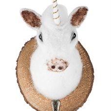 Wandhaken „Einhorn“. Von Hand gefilzt. Mit praktischem Aufhänger.