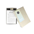 Auszeit. Jahreskalender mit 52 Karten für eine digitale Pause.