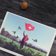 Holzpostkarte „Fahnenschwinger“